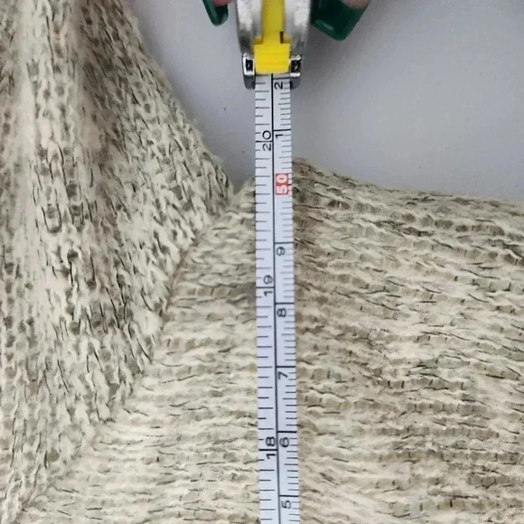 Easel cream long sleeve sweater top, size large - Picture 6 of 7